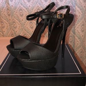 NIB platform heels 👠